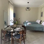 In Center Of Kallithea Apartman *